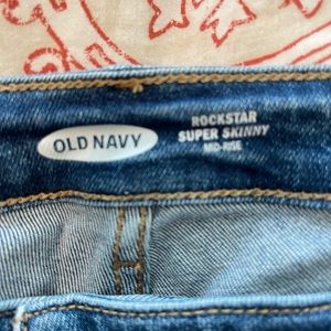 Old Navy womens Rockstar jeans sz 16